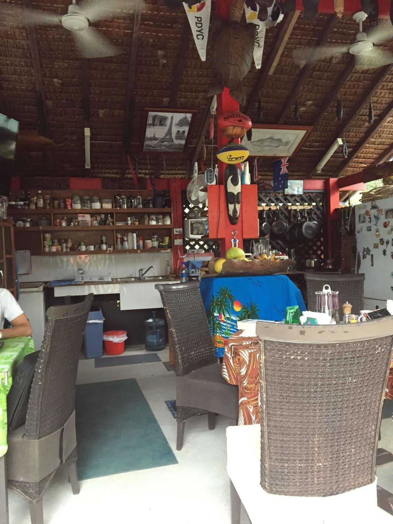 Travellers Budget Motel Port Vila Exterior photo