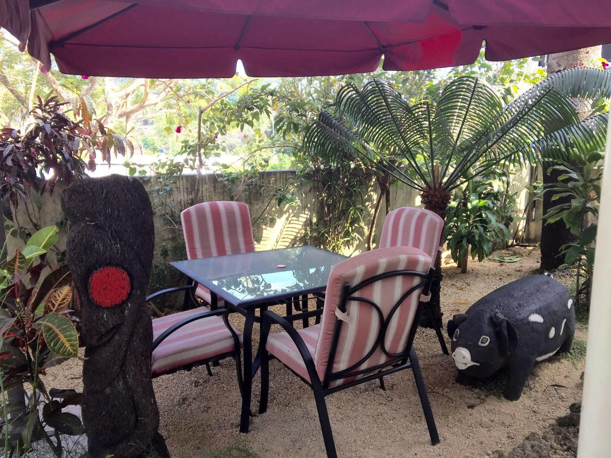 Travellers Budget Motel Port Vila Exterior photo