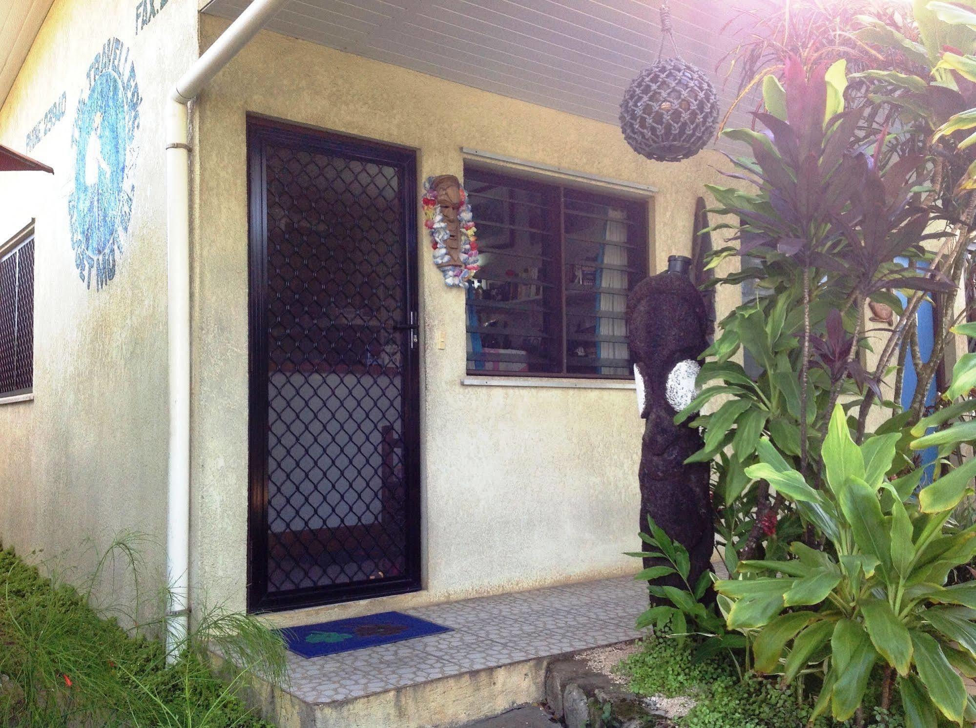 Travellers Budget Motel Port Vila Exterior photo
